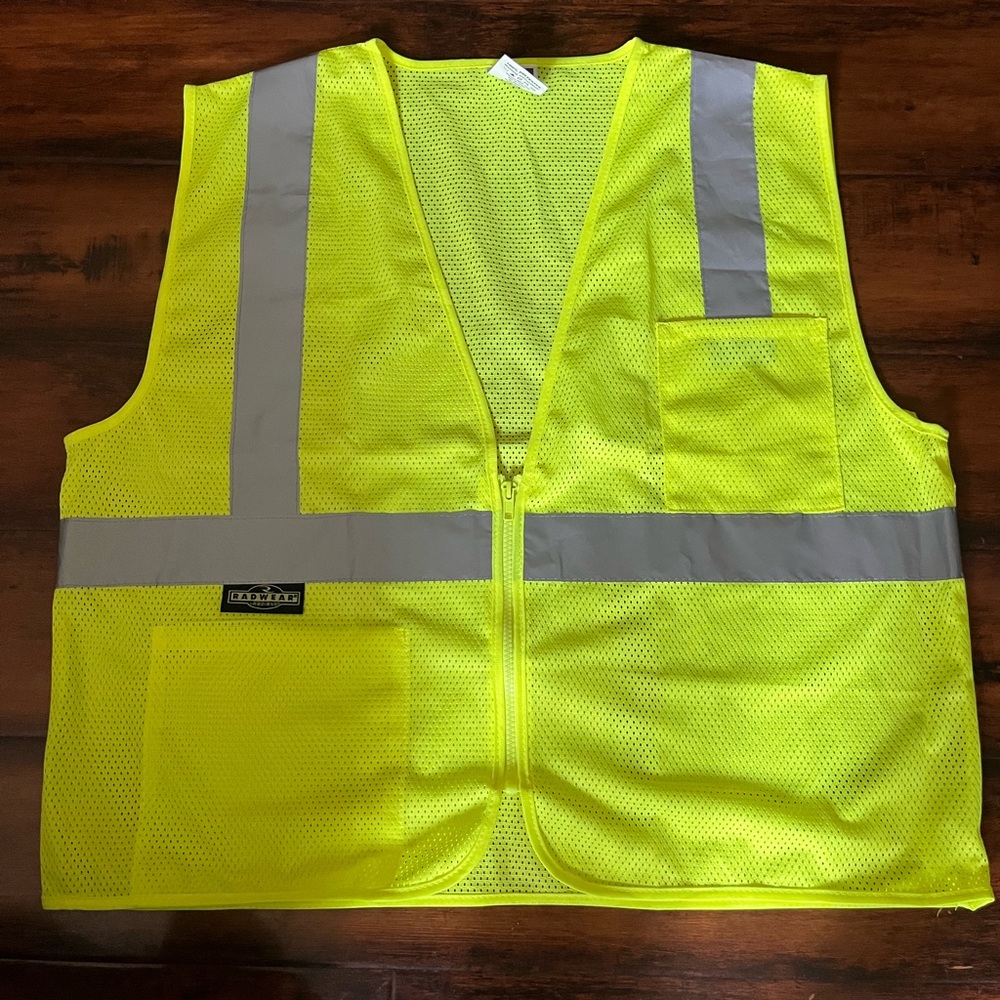 Men's High-Visibility Safety Vest - Yellow